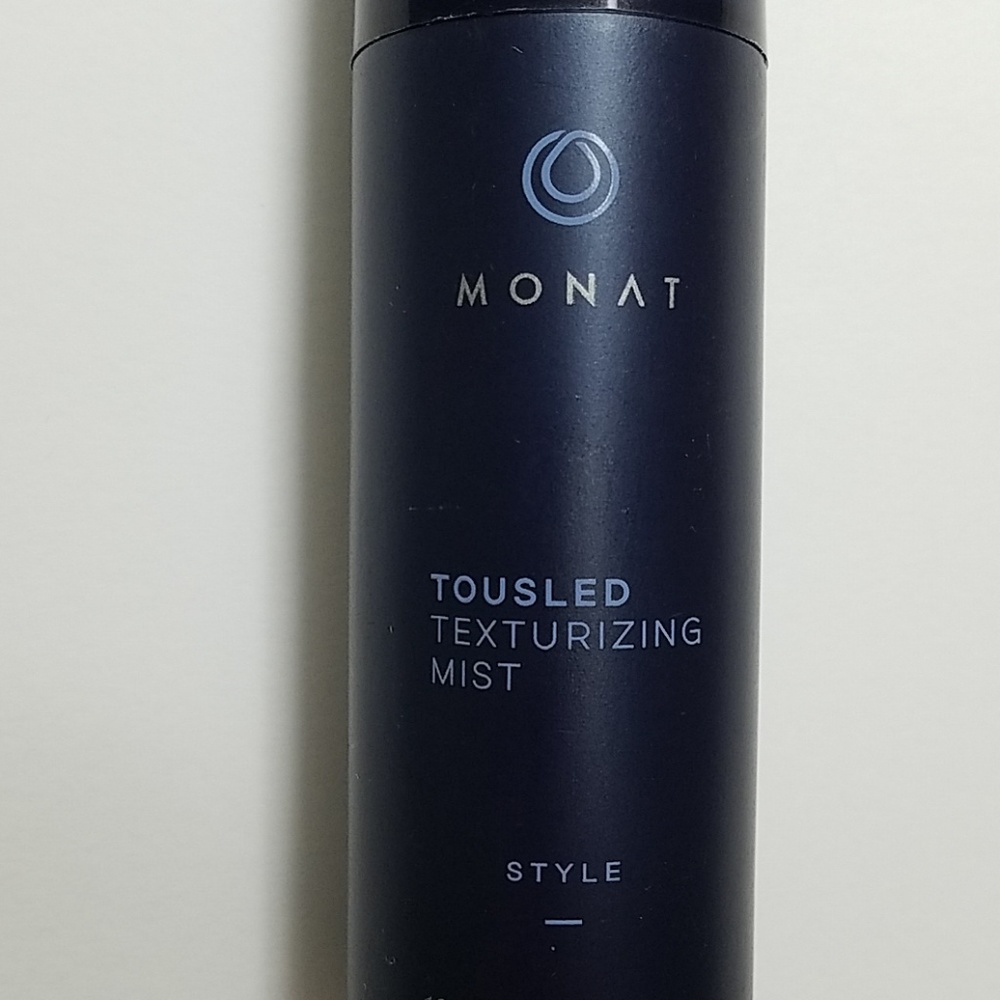 Monat Tousled Texturizing Mist